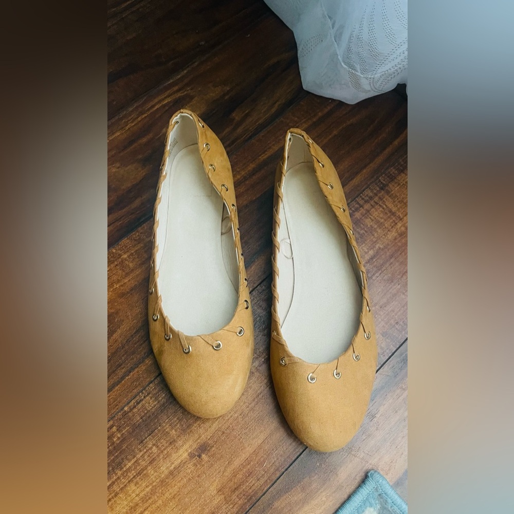 GAP Cognac Brown Ballet Flats with Grommet Design